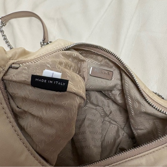 PRADA Re Edition Nylon 2006 Tessuto Beige Small Crescent Moon Bag - Picture 11 of 15